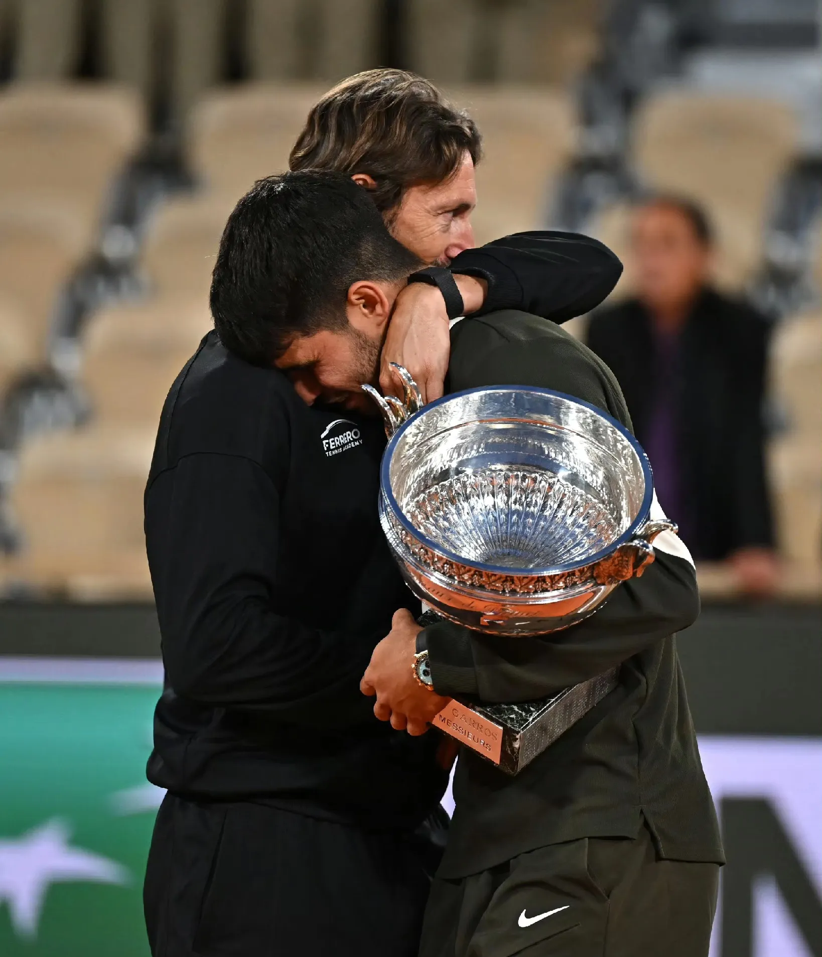 爱游戏官方-联合杯鏖战澳网，穆雷扛起全队