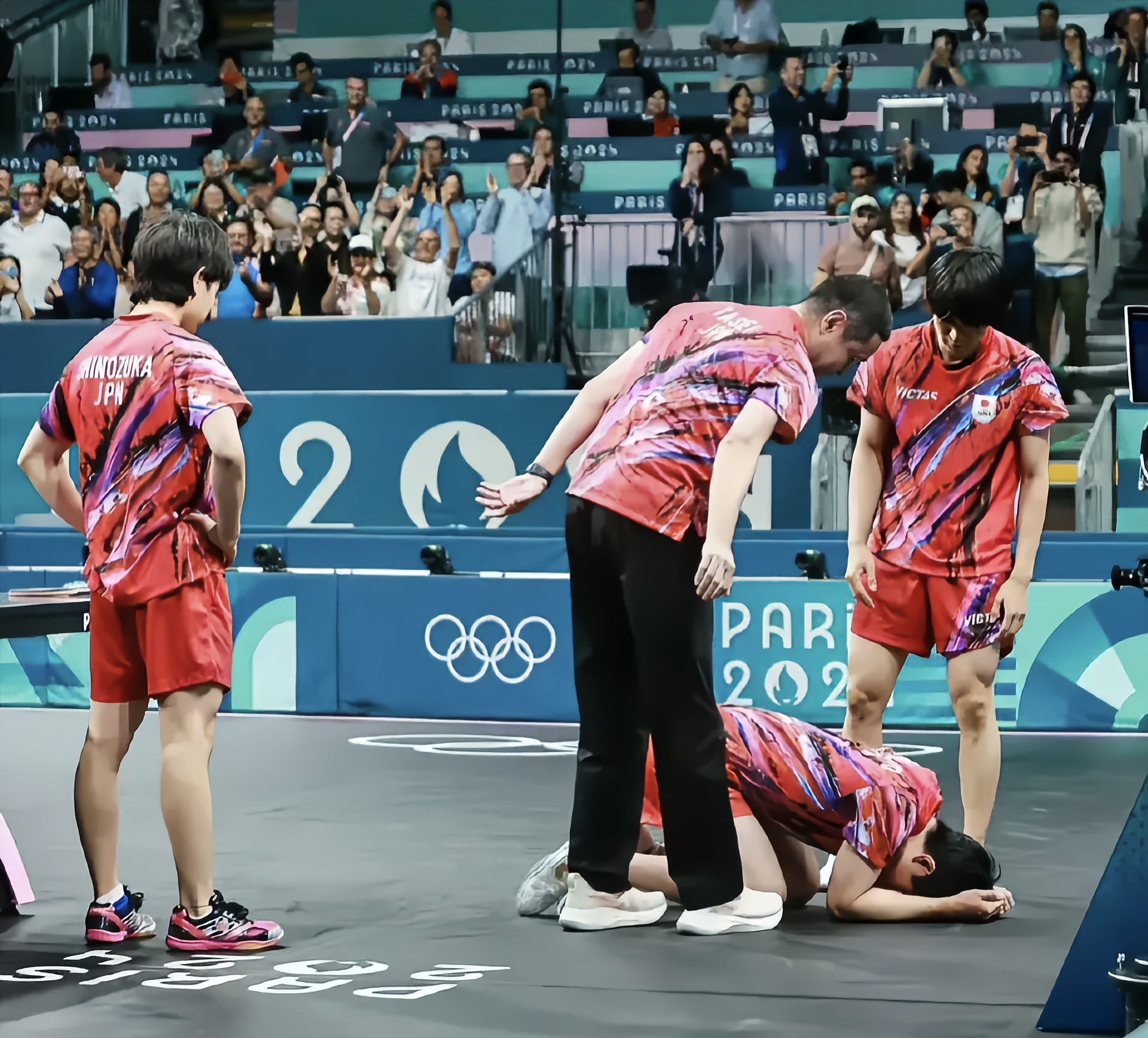 瑞典队轻取韩国队，张本智和带队取胜