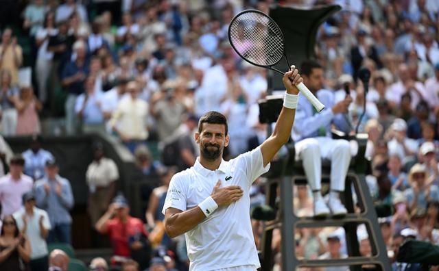 爱游戏体育-年终总决赛鏖战温网，德约科维奇点燃赛场