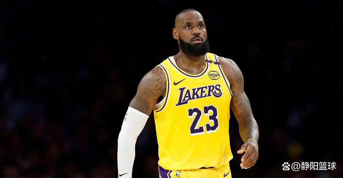 爱游戏2026-热火翻盘福建队，詹姆斯刷新纪录