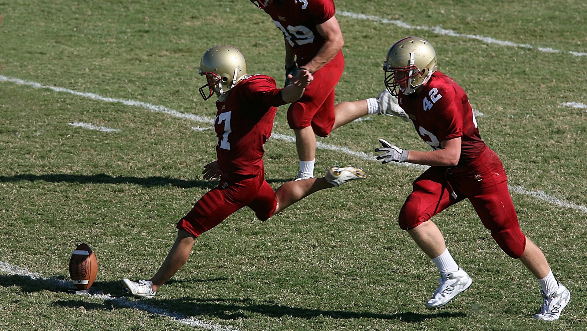 欧冠决赛之夜,斯通斯关键进球定乾坤,一粒进球如何改变一座城市的命运
