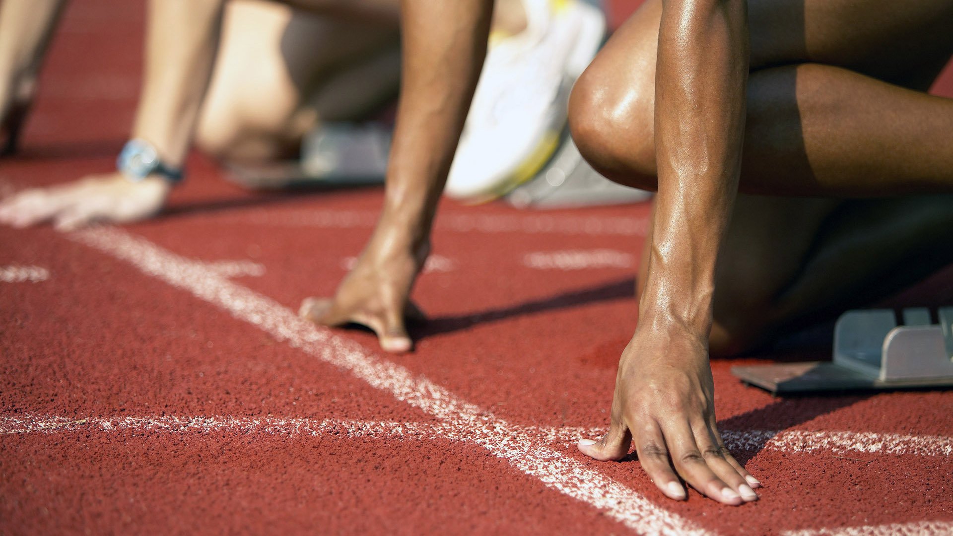 东决关键战焦点战，丹麦踏平厄瓜多尔背后的足球文明碰撞