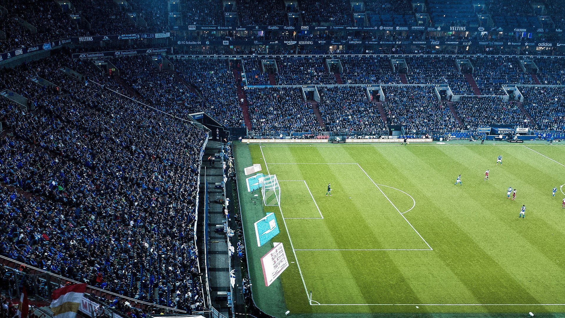 爱游戏官网-逆转之夜，萨卡照亮大湾区—2026世界杯G组罗马尼亚2:1力克越南